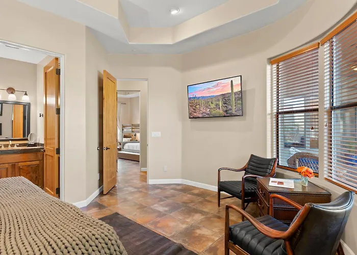 The Debonair Derby By Paseohomesaz With Heated Pool Holiday home Scottsdale